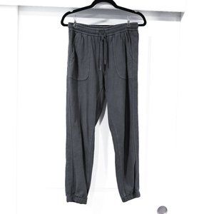 Athleta Farallon Jogger in Gray | Size 4